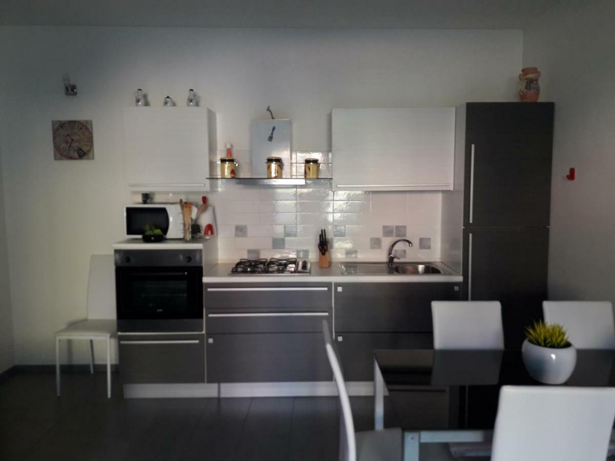 Lucrezia Apartment Valledoria  Εξωτερικό φωτογραφία